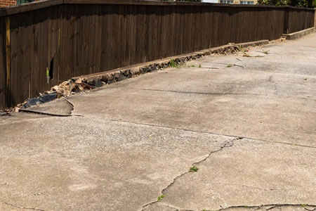 When Should You Repair a Concrete Driveway Instead of Replacing It? Thumbnail